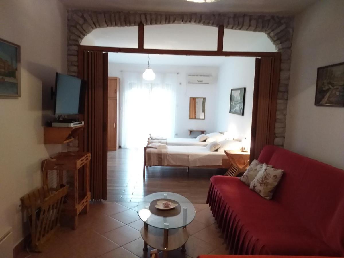 Apartman Tomo PUY Eksteriør bilde